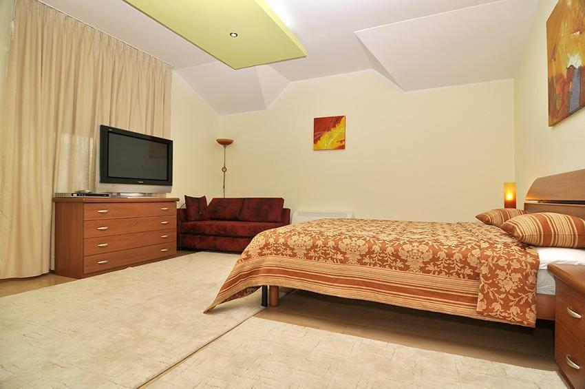 Villa Vitoria Giroc Phòng bức ảnh